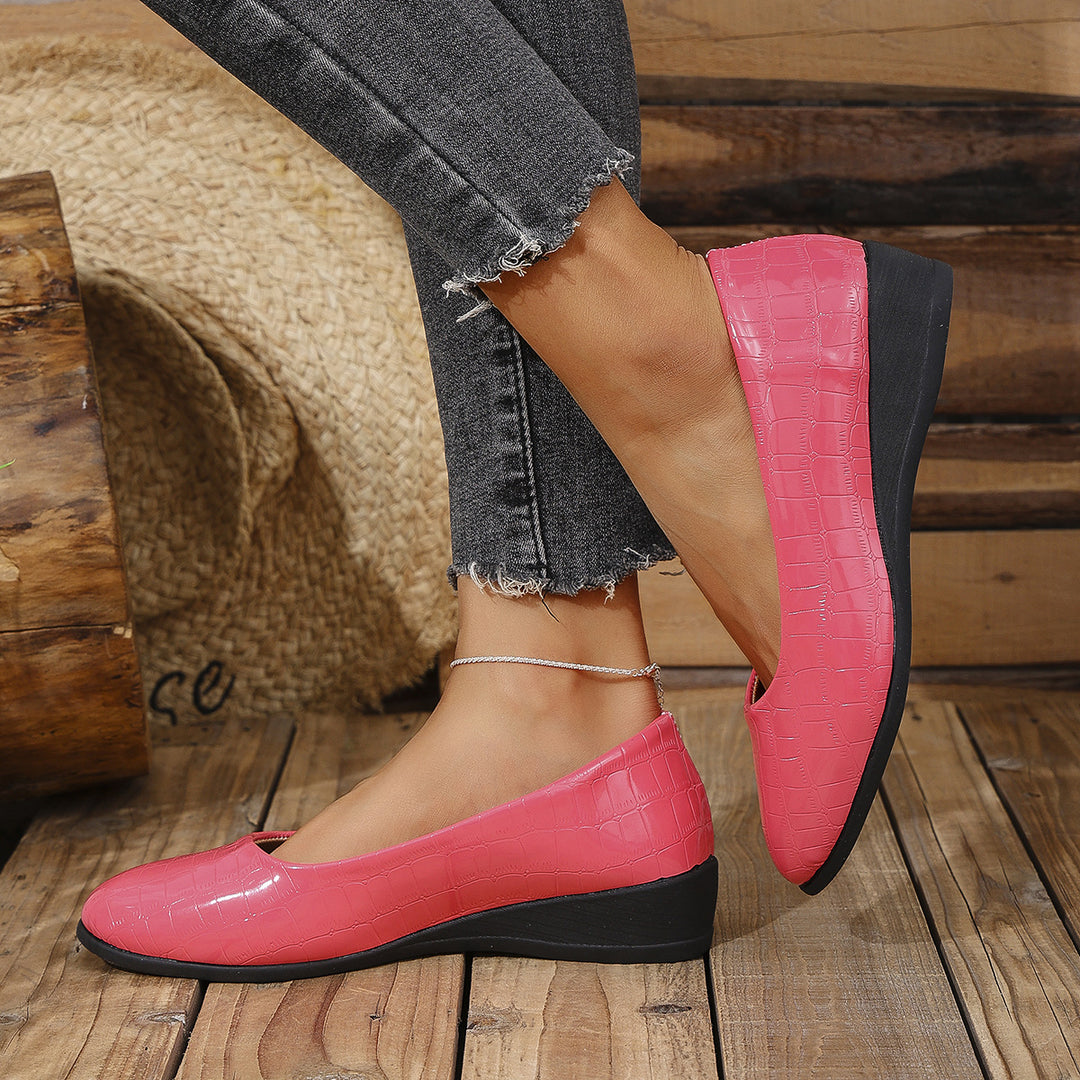 Women's Wedge Orthopedic Shoes in hot pink croc