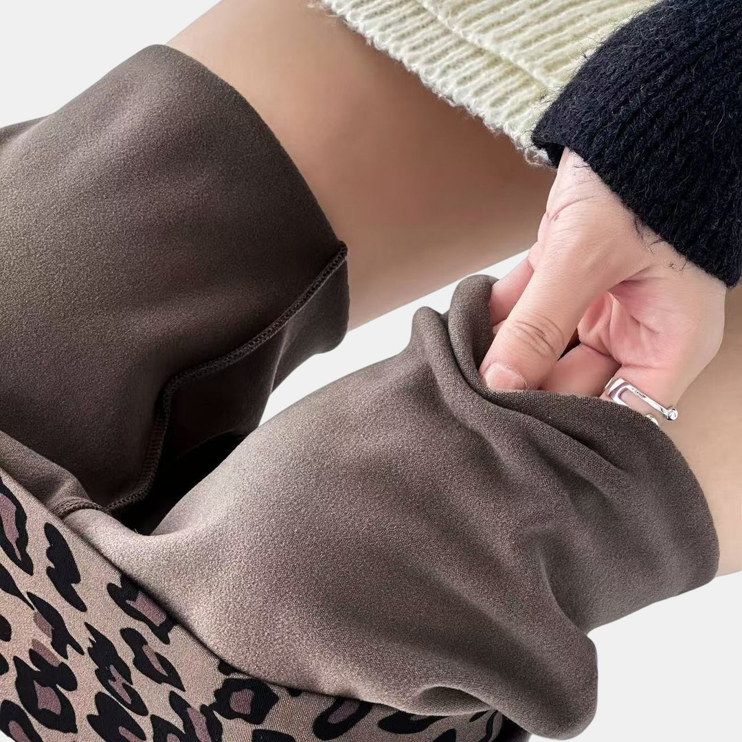 Brushed fleece lining texture