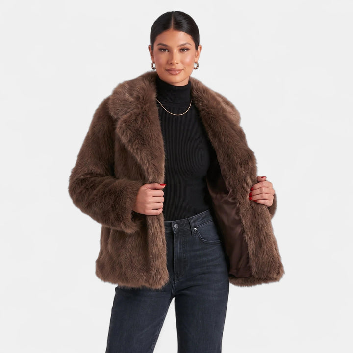 Women's Short Faux Fur Coat, Oversized Notch Lapel Long Sleeve