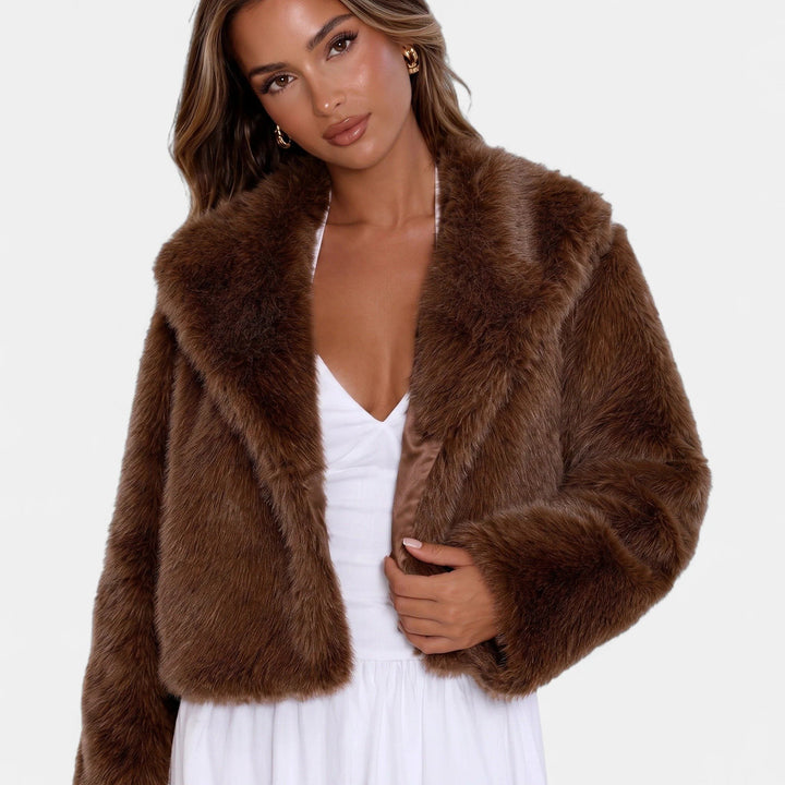 Women's Cropped Oversized Faux Fur Coat, Open Front Boxy