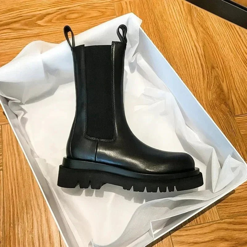Women's Leather Chelsea Boots, Pull Tabs Rounded Toe