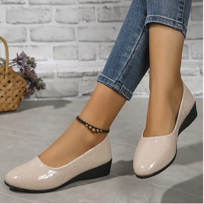 Women's Wedge Orthopedic Shoes in nude croc