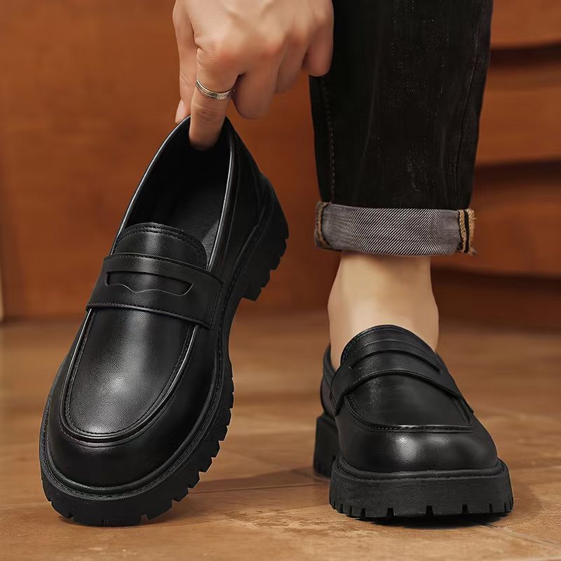 Chunky Orthopedic Loafers in matte black