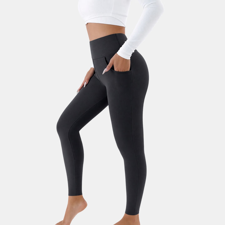 Fleece lined leggings with side pockets, thermal lining detail