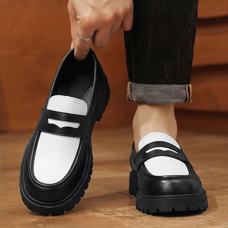 Chunky Orthopedic Loafers in black white
