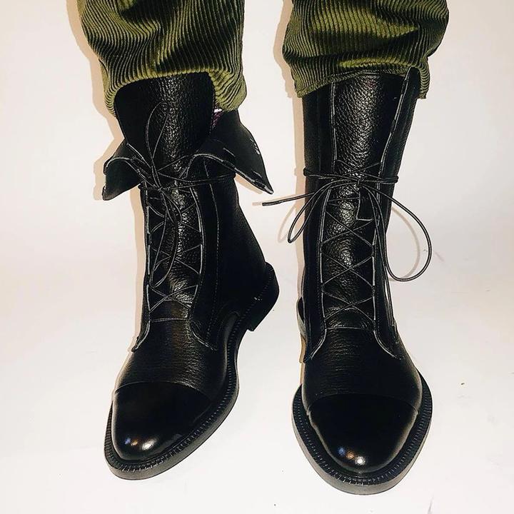Women's Lace Up Orthopedic Ankle Boots in black